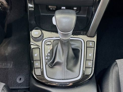 Used 2024 Kia Seltos S AWD/4WD image 17
