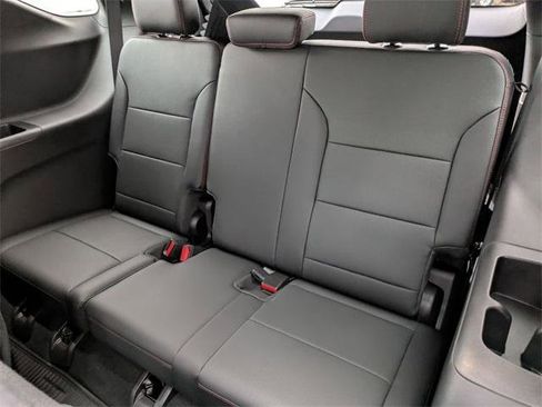 New 2026 Chevrolet Traverse RS w/ LPO, Floor Liner Package image 26