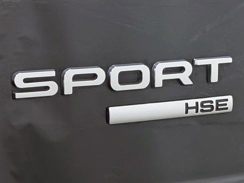 Used 2016 Land Rover Range Rover Sport HSE image 12