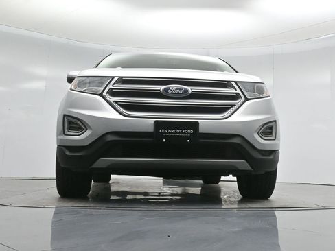 Certified 2018 Ford Edge Titanium image 47