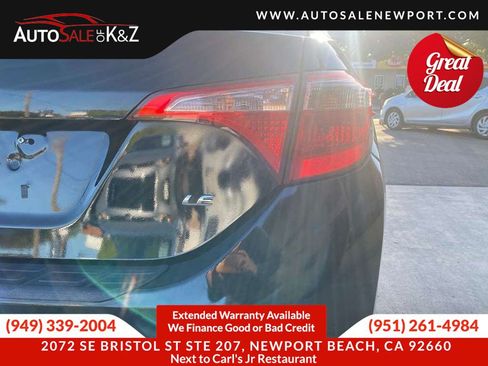 Used 2017 Toyota Corolla LE FWD image 17