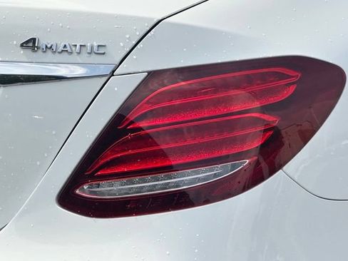 Certified 2017 Mercedes-Benz E 300 4MATIC image 13
