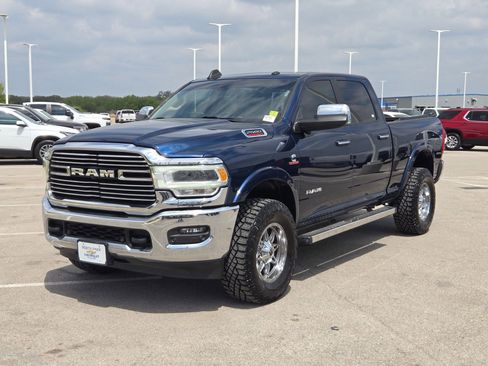 Used 2019 RAM 2500 Laramie image 7