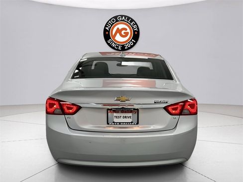 Used 2018 Chevrolet Impala LT image 6