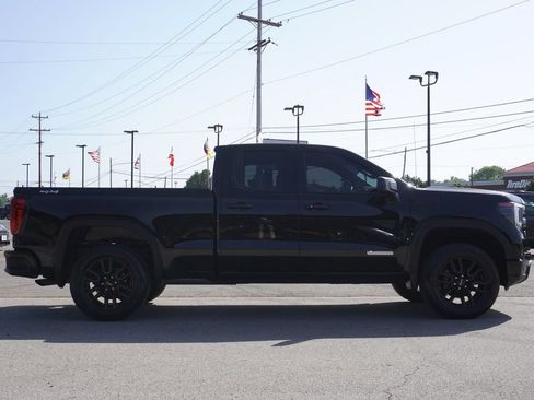 Used 2023 GMC Sierra 1500 Elevation AWD/4WD image 8
