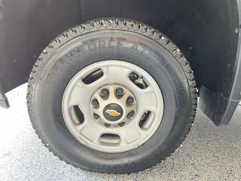 Used 2024 Chevrolet Silverado 2500 W/T AWD/4WD image 28