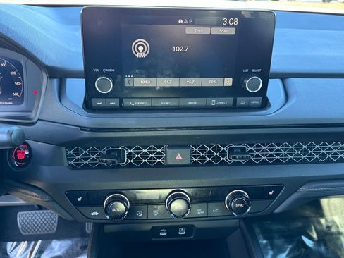 Used 2024 Honda Accord EX image 6