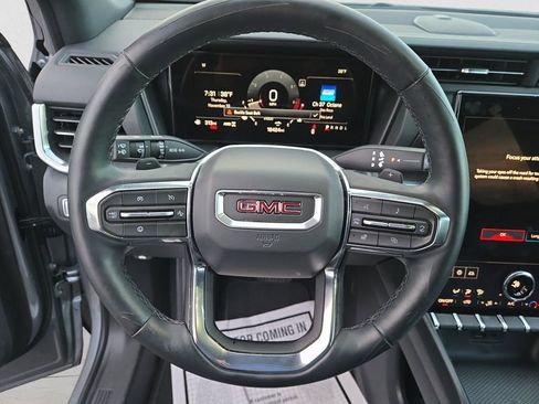 Used 2025 GMC Terrain Elevation image 13