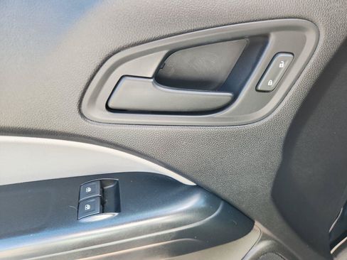 Used 2018 Chevrolet Colorado W/T w/ WT Convenience Package AWD/4WD image 16