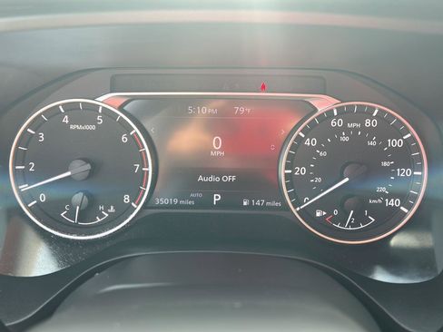 Used 2025 Nissan Rogue S AWD/4WD image 10