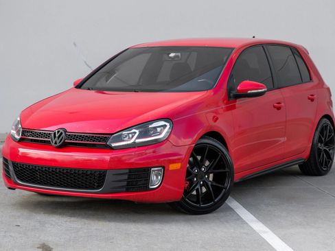 Used 2013 Volkswagen GTI 4-Door image 13