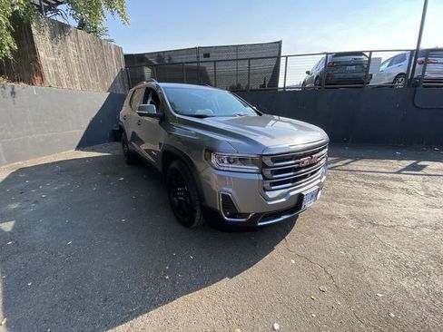 Used 2021 GMC Acadia AT4 w/ Technology Package AWD/4WD image 8