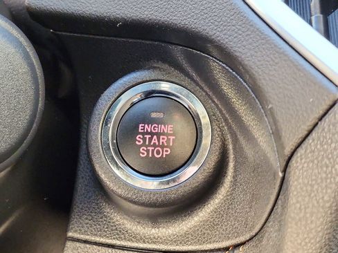 Used 2023 Subaru Crosstrek 2.0i Premium image 23