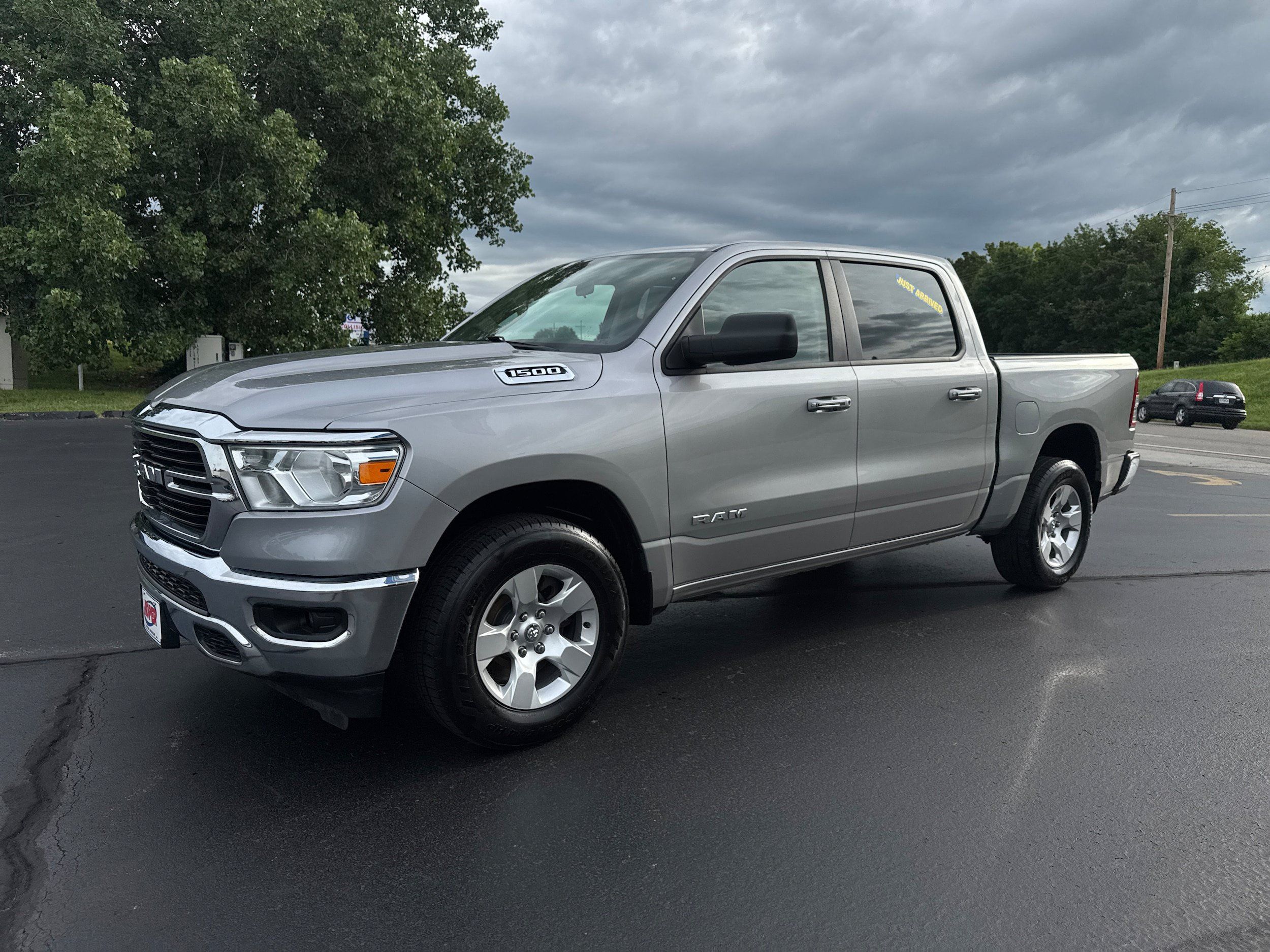 Used 2020 RAM 1500 Big Horn AWD/4WD image 2