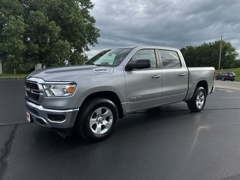 Used 2020 RAM 1500 Big Horn AWD/4WD image 2