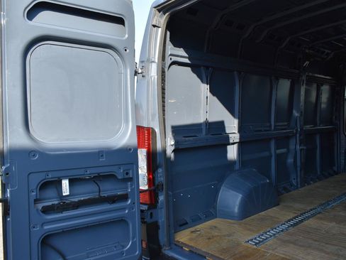 Used 2022 RAM ProMaster 3500 w/ Fleet Safety Group (AWQ) FWD image 32