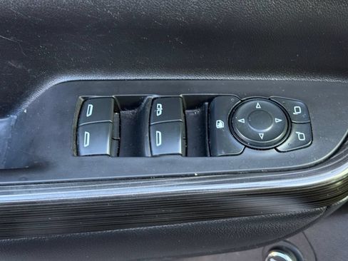Used 2019 GMC Acadia SLT FWD image 4