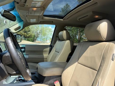 Used 2008 Toyota Sequoia Limited AWD/4WD image 15