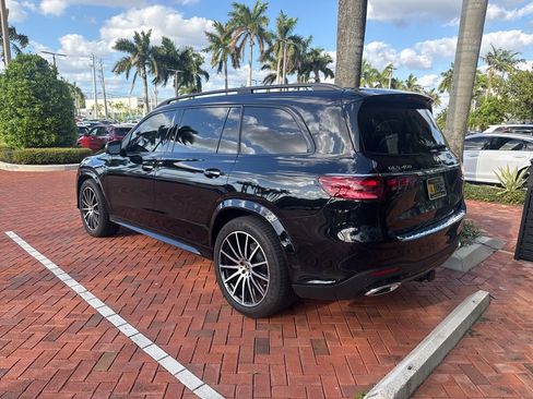 Used 2025 Mercedes-Benz GLS 450 4MATIC image 7