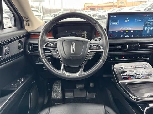 Certified 2022 Lincoln Nautilus Reserve w/ Luxury Package image 14