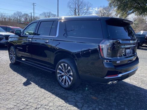 New 2026 Chevrolet Suburban High Country AWD/4WD image 4