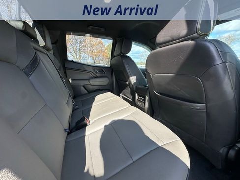 Used 2024 Chevrolet Colorado ZR2 w/ ZR2 Convenience Package III image 7