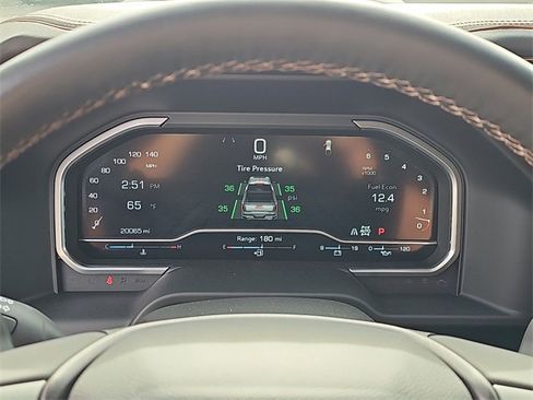 Used 2024 GMC Sierra 1500 AT4 w/ Technology Package image 10