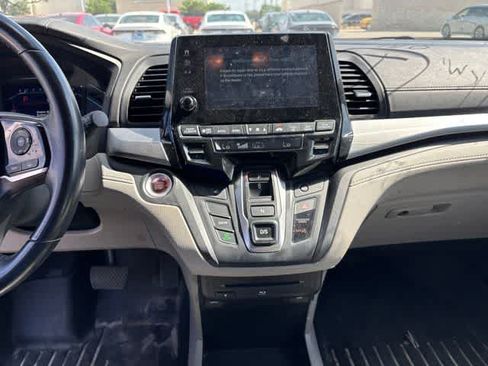 Used 2018 Honda Odyssey EX-L image 18