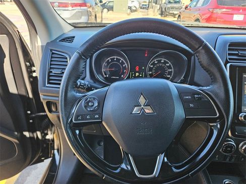 Used 2024 Mitsubishi Outlander Sport SE image 17