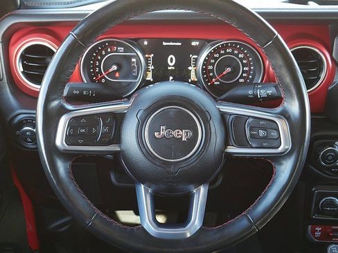 Used 2022 Jeep Gladiator Rubicon w/ Cold Weather Group image 21