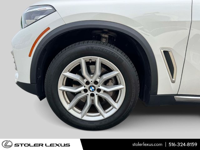 Used 2022 BMW X5 xDrive40i w/ Premium Package AWD/4WD image 11