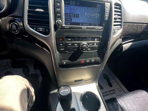 Used 2012 Jeep Grand Cherokee Laredo image 21