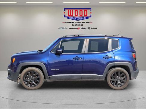 Used 2017 Jeep Renegade Altitude image 3