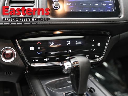 Used 2021 Honda HR-V EX-L image 19