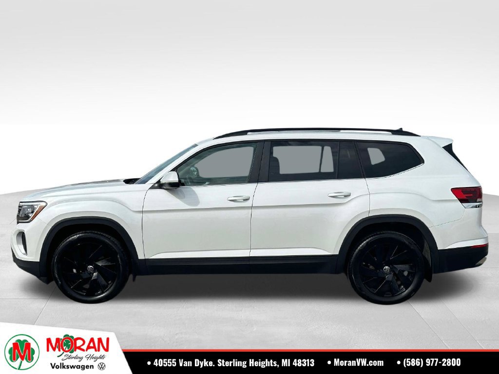Certified 2026 Volkswagen Atlas SE w/ Panoramic Sunroof Package AWD/4WD image 2