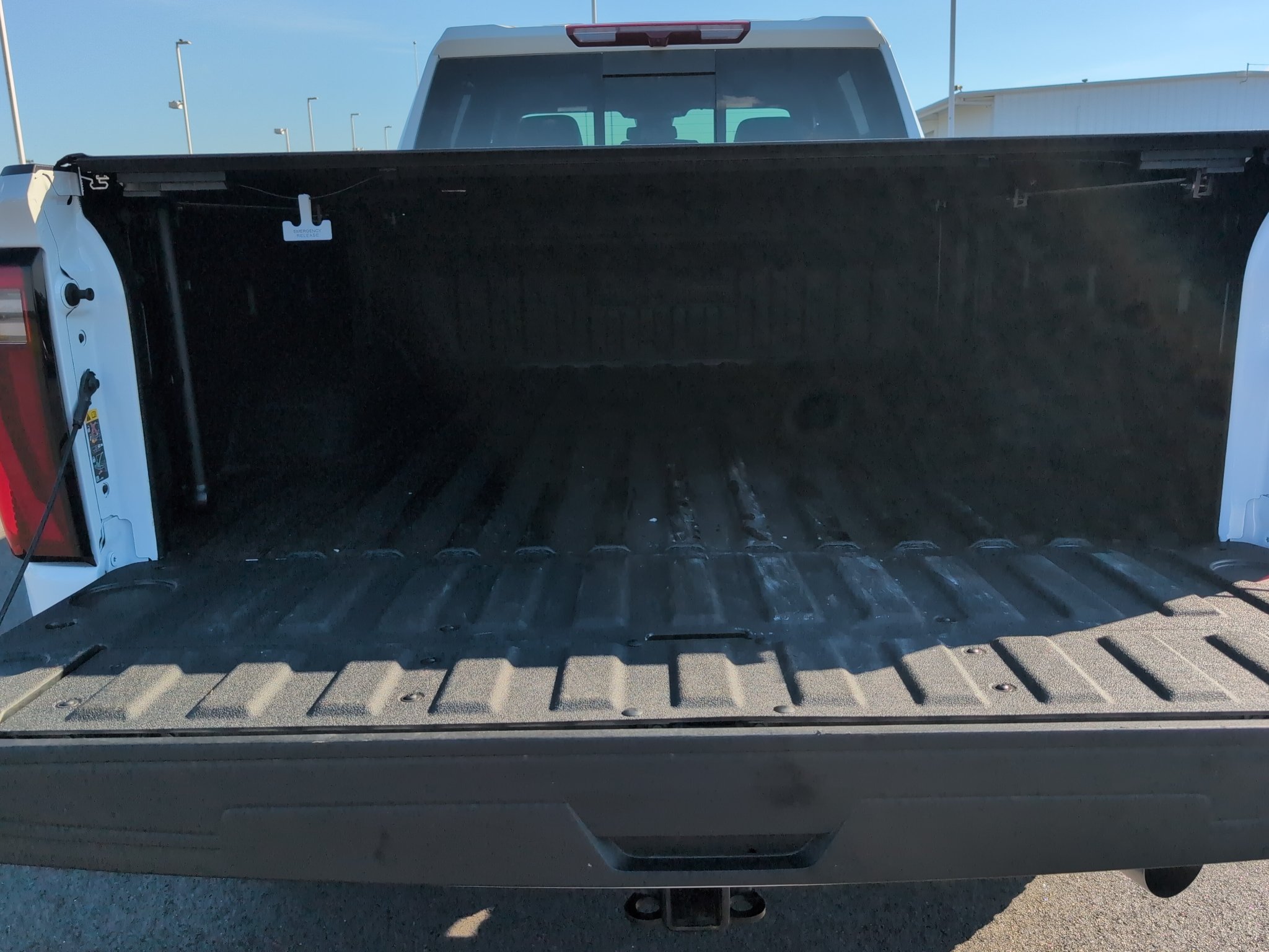 Used 2025 GMC Sierra 2500 SLT w/ SLT Premium Package AWD/4WD image 7