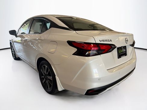 Used 2025 Nissan Versa SV w/ Trunk Package FWD image 5
