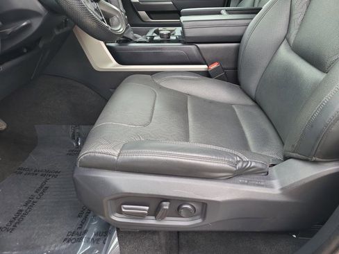 Used 2023 Toyota Tundra SR5 w/ SR5 Premium Package RWD image 13