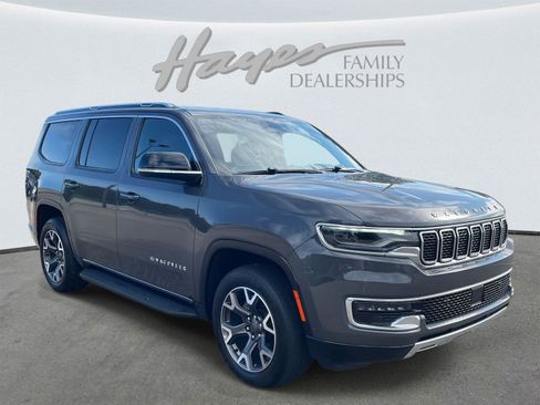 Used 2024 Jeep Wagoneer Series III image 29