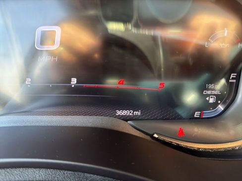 Used 2023 RAM 2500 Limited image 61