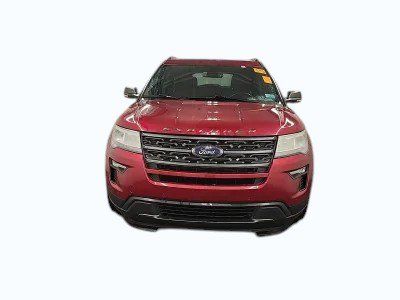 Used 2018 Ford Explorer XLT w/ XLT Appearance Package AWD/4WD image 2