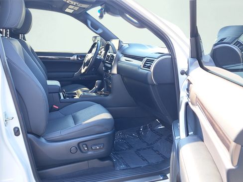 Used 2023 Lexus GX 460 Premium w/ Premium Package AWD/4WD image 28
