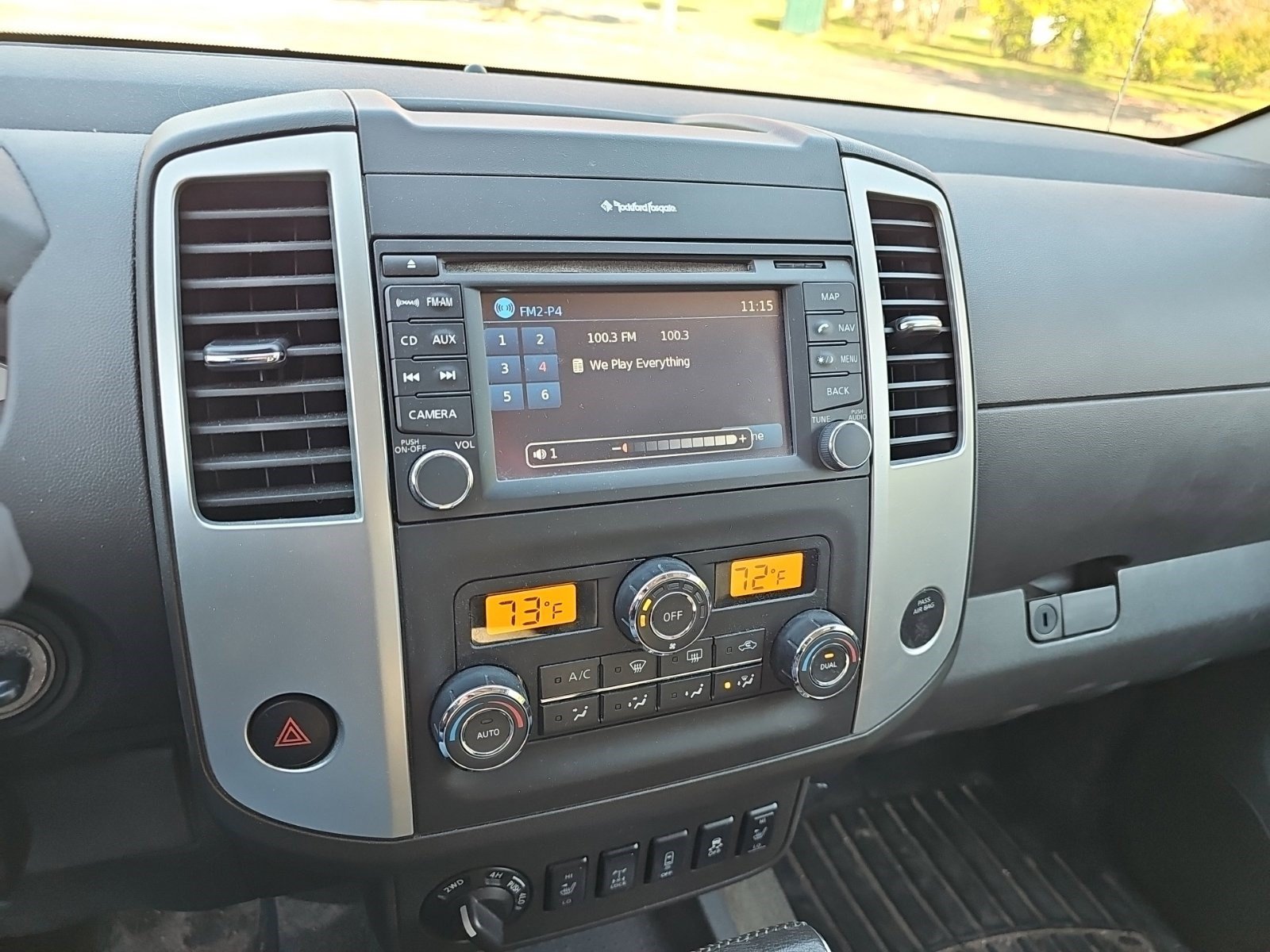 Used 2013 Nissan Frontier PRO-4X w/ Pro-4x Luxury Pkg AWD/4WD image 19
