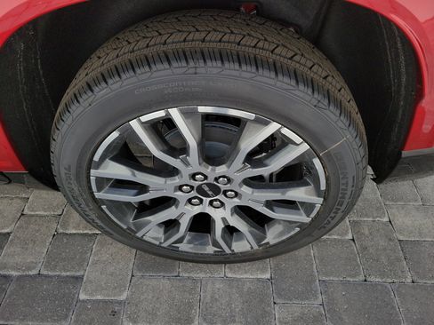 New 2026 GMC Acadia Denali Ultimate image 12