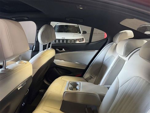 Used 2025 Genesis G70 2.5T w/ Sport Prestige Package image 12