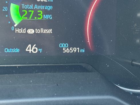 Used 2024 Toyota RAV4 LE image 41