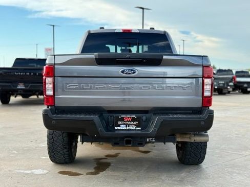 Used 2022 Ford F250 Lariat w/ Camper Package AWD/4WD image 6