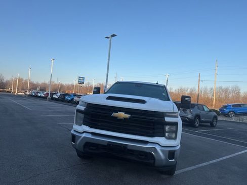 Used 2024 Chevrolet Silverado 2500 W/T w/ WT Convenience Package image 33
