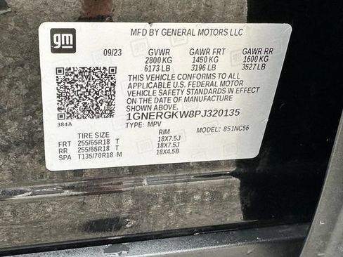 Used 2023 Chevrolet Traverse LT FWD image 24