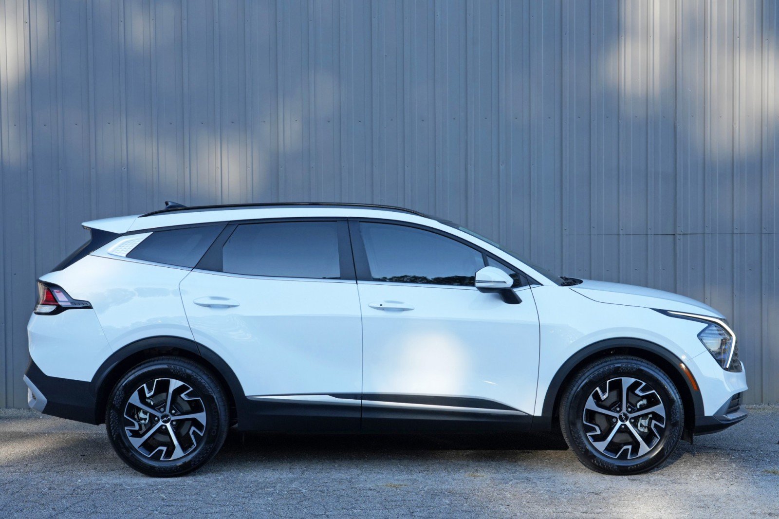 Used 2025 Kia Sportage EX w/ Premium Package FWD image 52